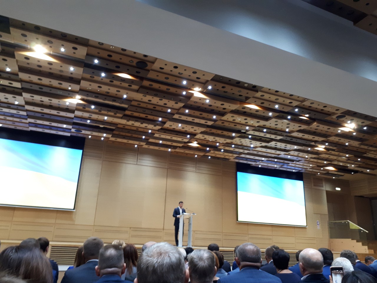 Додатково конференція щодо реформи управління земельними відносинами «Земля як фактор розвитку українського села»