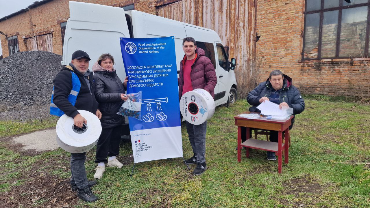 Додатково передача комплектів краплинного зрошення за програмою ФАО 14